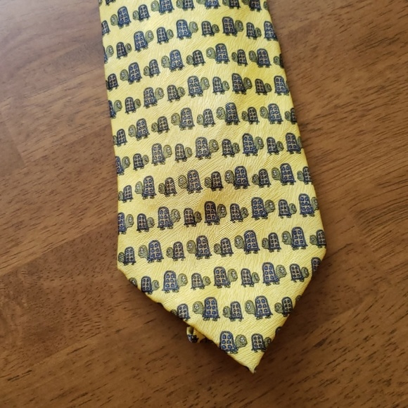 Jo's. A Bank Turtle tie - Picture 1 of 3